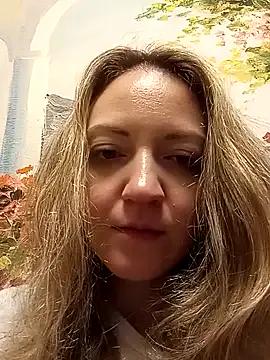KattyLuuu from StripChat