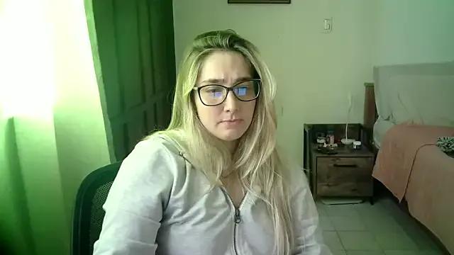 Checkout girls naked models with similar nickname. Cute sexy Free Models.