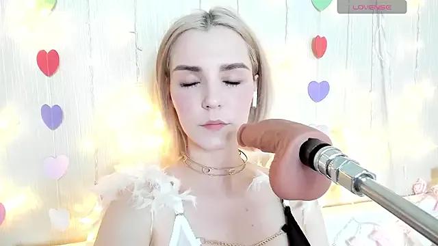 Kaya_Devis from StripChat