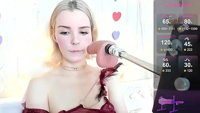 Kaya_Devis from StripChat is Freechat