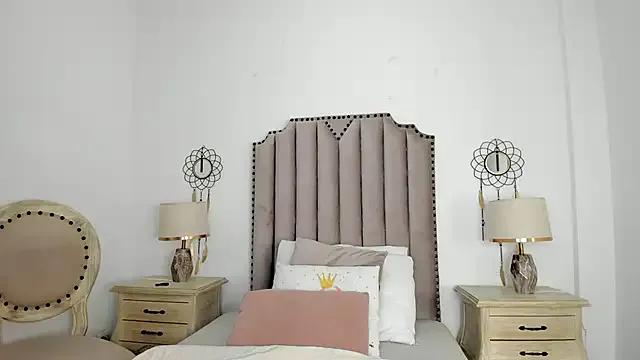 kaylee_smiht from StripChat is Freechat