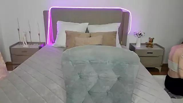KaylieRai from StripChat is Freechat