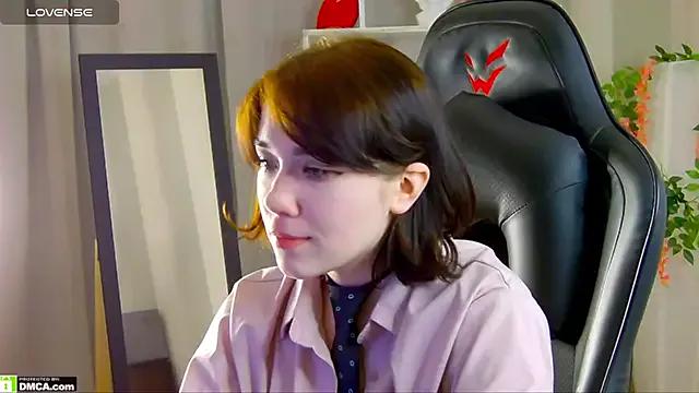 Kelly_foox from StripChat is Freechat