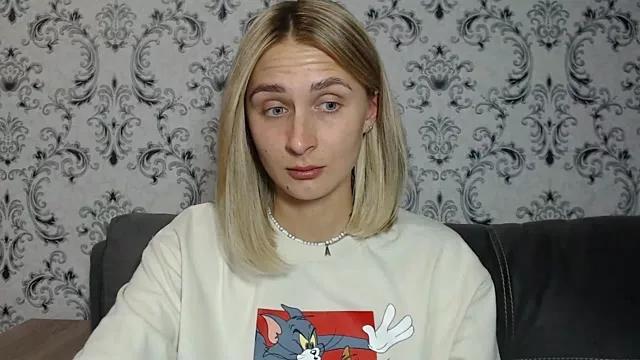 Kelly_Kitty from StripChat