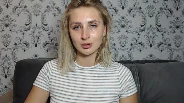 Kelly_Kitty from StripChat