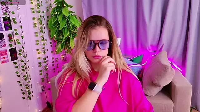 Checkout girls naked models with similar nickname. Cute sexy Free Models.