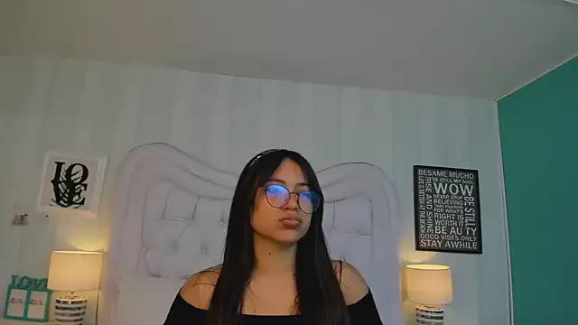 KendallFoster from StripChat is Freechat