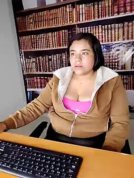 kendrahot_ from StripChat is Freechat