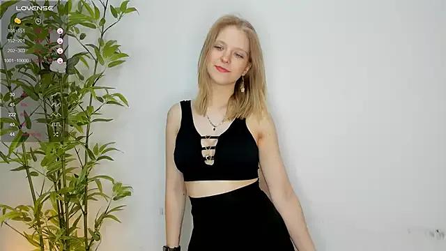 KerryLagan from StripChat is Freechat