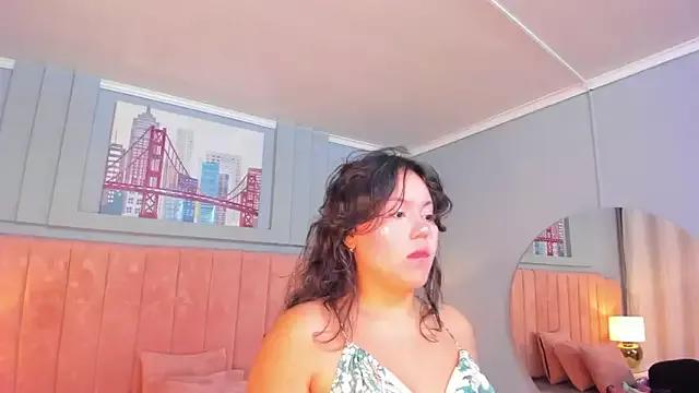 kiaraa_peach from StripChat is Freechat