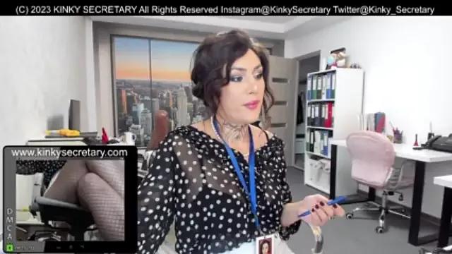 kinky_secretary from StripChat