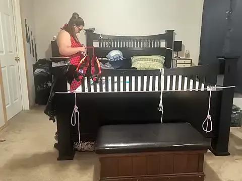 KinkyBratandDaddy from StripChat