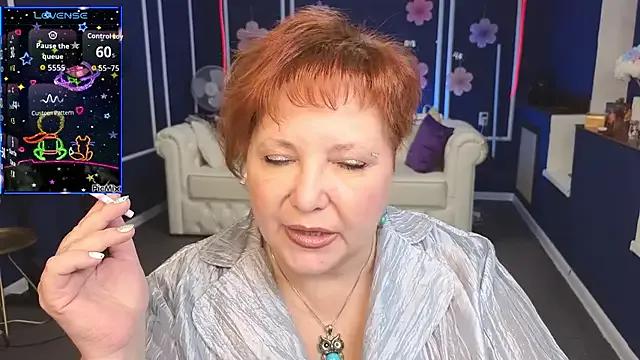 Kira_Kenett from StripChat is Freechat