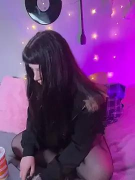 kirablacksiren from StripChat is Freechat