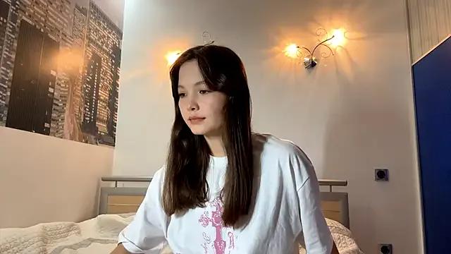 KiraVelvet from StripChat is Freechat