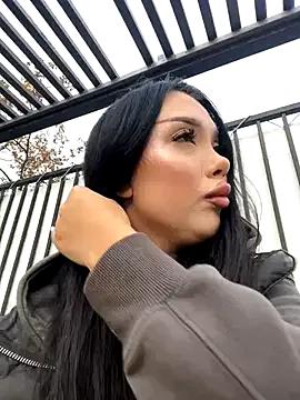 kiss_Lissa from StripChat is Freechat