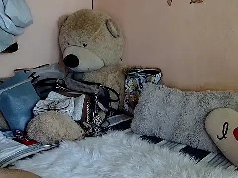 KissHott from StripChat is Freechat