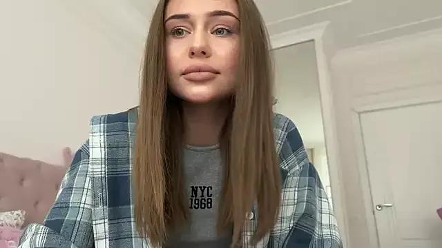 Kisskeyy from StripChat
