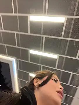 Kissy_Moon from StripChat is Freechat