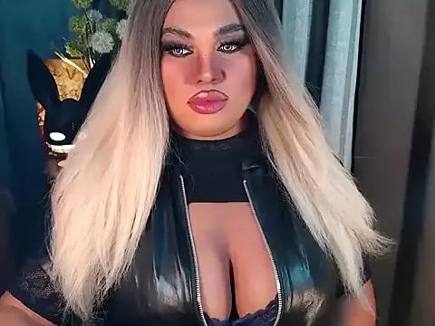 KitSmithCumerr from StripChat is Freechat
