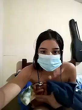 kittenNani from StripChat is Freechat