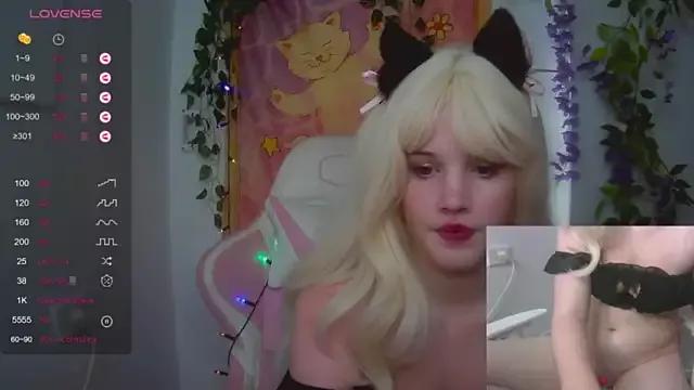 Kitty-Souffle from StripChat