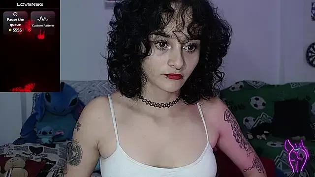 kitty22_ from StripChat is Freechat
