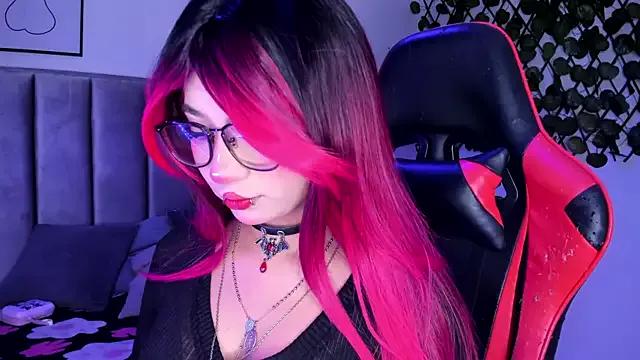 Kitty_Gang from StripChat is Freechat