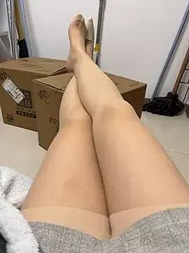Kittybaby- from StripChat is Freechat