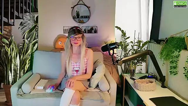 Kittychatte from StripChat is Freechat