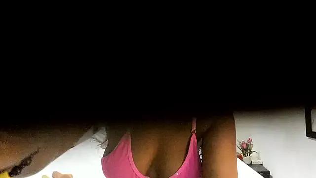 KriisvanyLeroy from StripChat