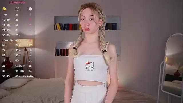 KristinLiesman from StripChat is Freechat