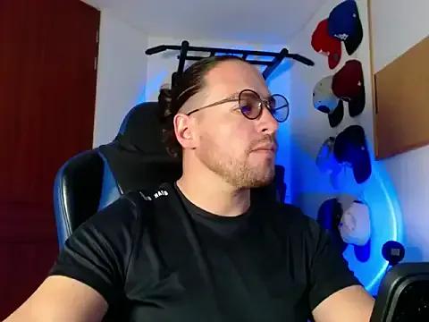 kurt_xx from StripChat is Freechat