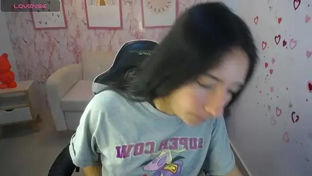 Kylie_ch1 from StripChat is Freechat