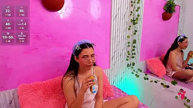 Kyoko_Bms from StripChat is Freechat