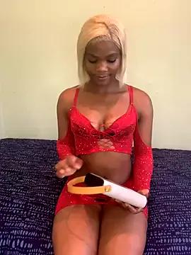 Lady-Amina from StripChat is Freechat