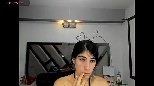 lady_Ary_xx from StripChat is Freechat