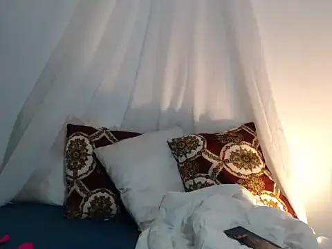 Lailahadi from StripChat is Freechat