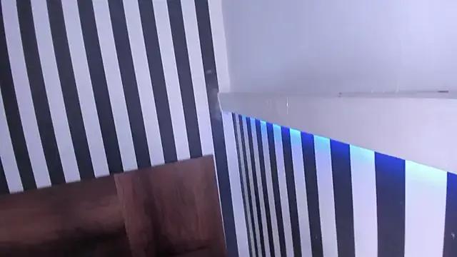 LalaDoll_ from StripChat