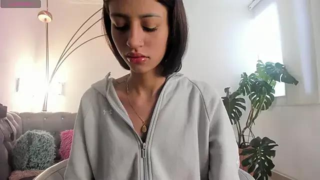 lana-rey from StripChat