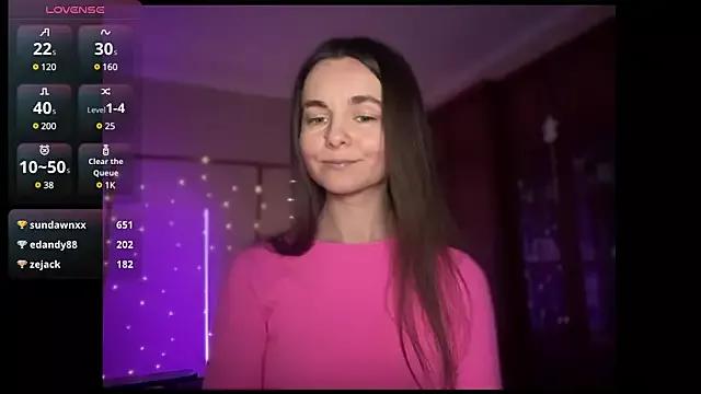 lanaloulou from StripChat
