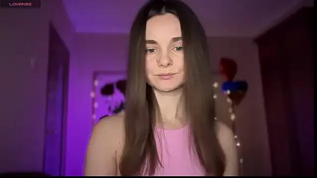 lanaloulou from StripChat