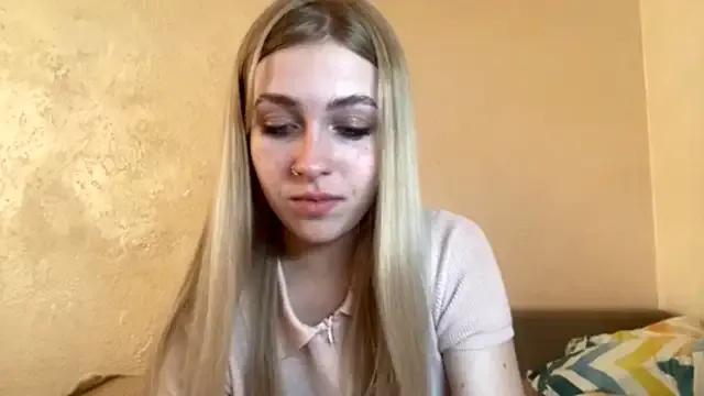 LanaNoir from StripChat is Freechat