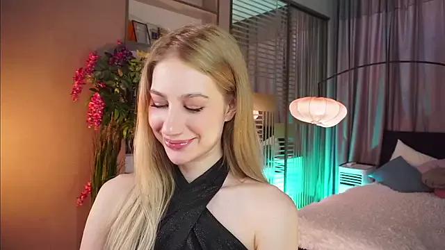 LanaWyatt from StripChat