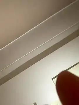 Lara_Arab from StripChat is Freechat