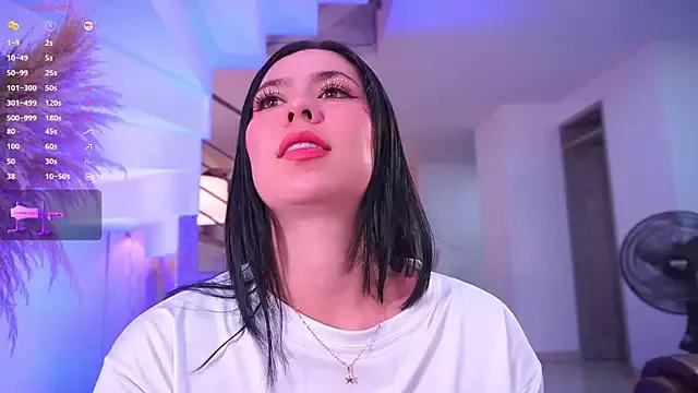 lara_giraldo from StripChat is Freechat
