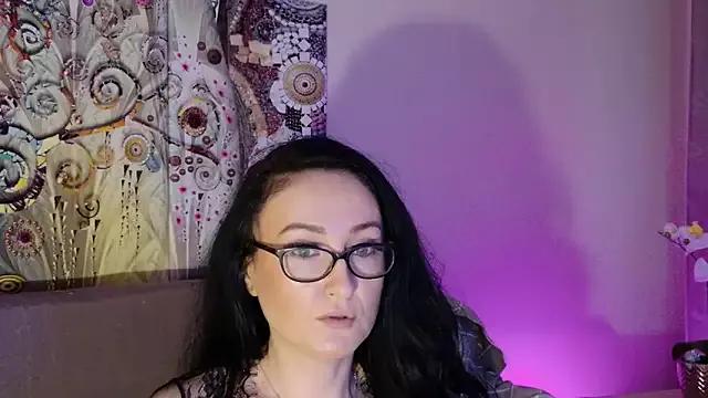lara_heaven from StripChat