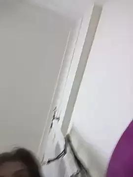 Laraa69 from StripChat
