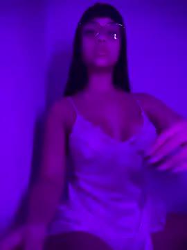 LaraCastro559 from StripChat