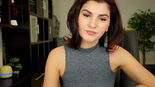 LaraCharm from StripChat